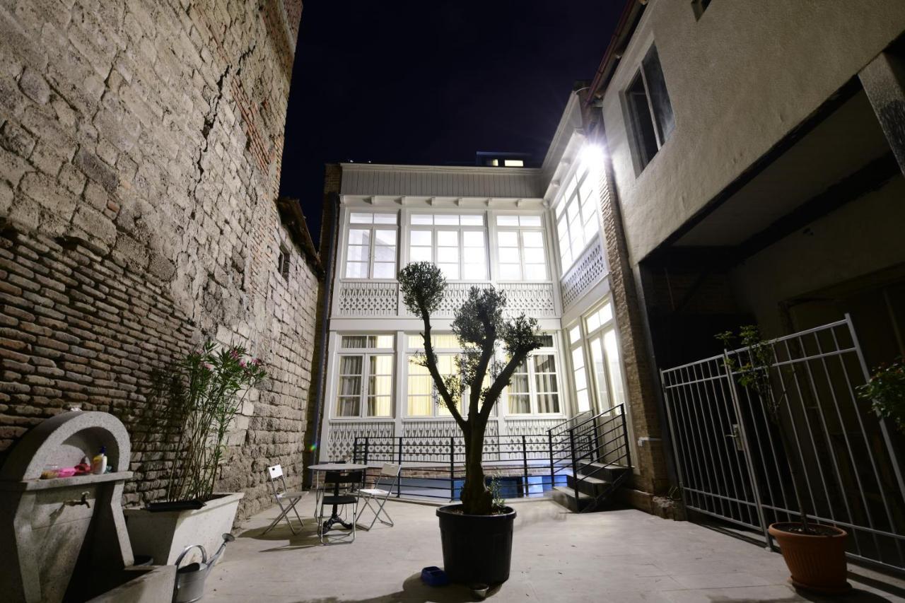 Comfort And History Tbilisi Zewnętrze zdjęcie